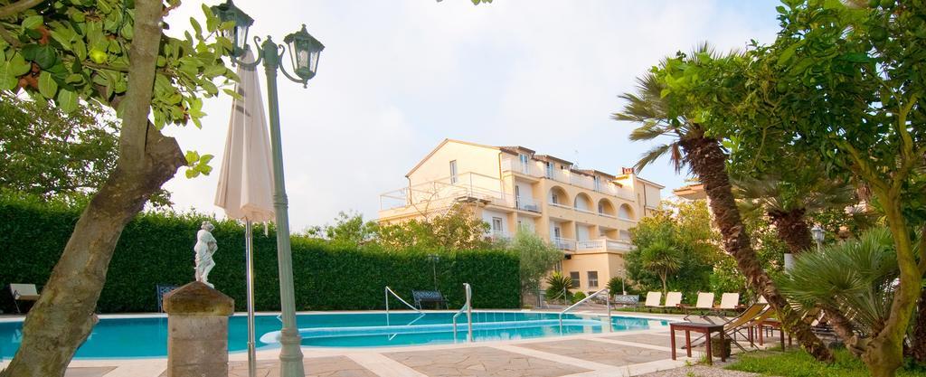 Hotel Sant'Agata SantʼAgata sui Due Golfi Exterior foto