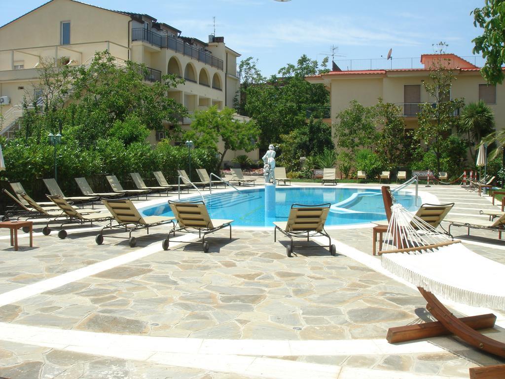 Hotel Sant'Agata SantʼAgata sui Due Golfi Exterior foto