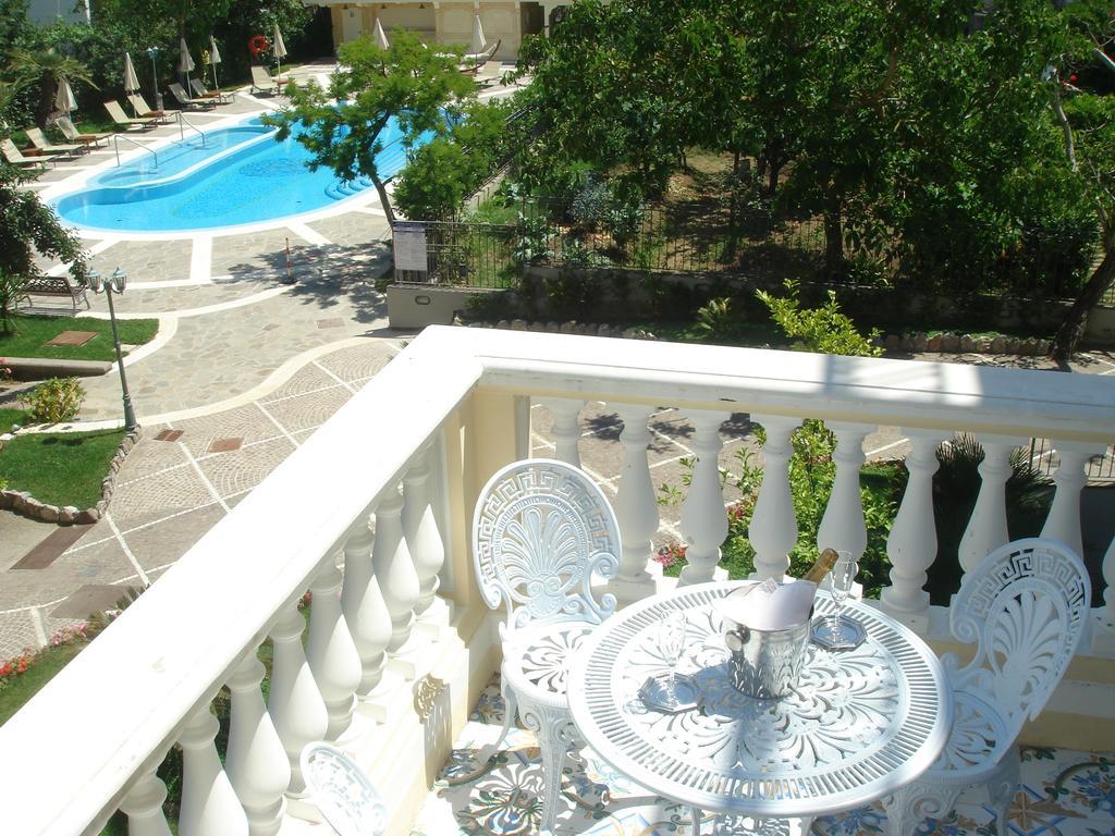 Hotel Sant'Agata SantʼAgata sui Due Golfi Quarto foto